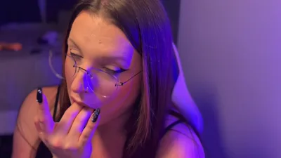 Cheienmi Aka Cheienmi gets hot and heavy in Onlyfans video - Real girl gets turned on in HD