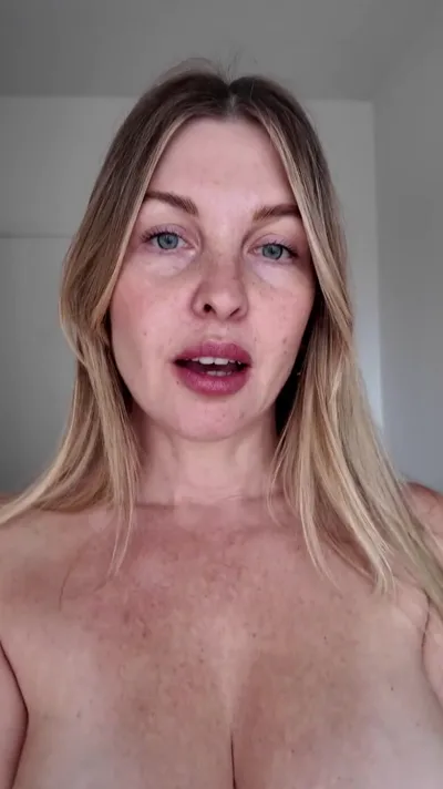 Maria Eva Peach's Onlyfans Exclusive HD Video: Maria Eva Peach Trying On Her New Bra and Getting Dommed!