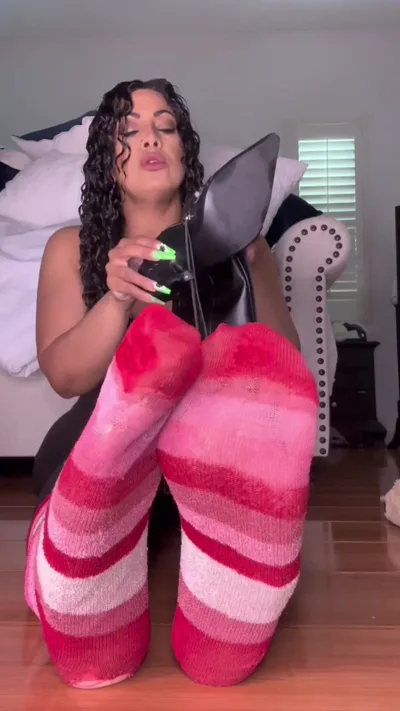 Onlyfans Video: Watch Caribbeansolez dominate and gag on a real solo fetish video