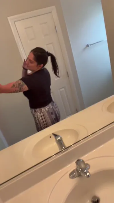 Sincity Hotwife's OnlyFans Video: Hotwife Aka Sincityswingers gets wild in a homemade video