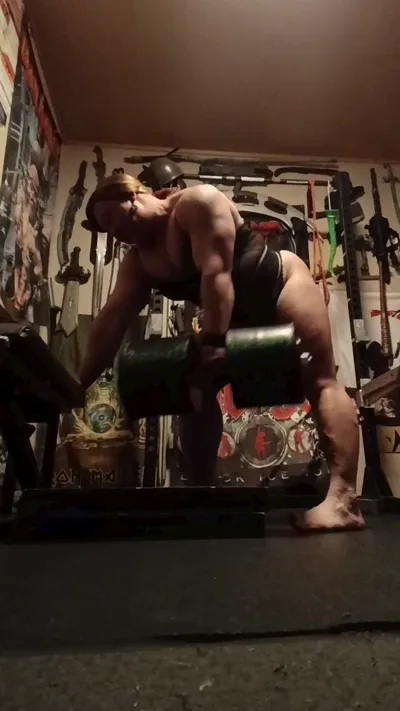 Watch Anna K Powerlifter dominate and humiliate in exclusive bodysuit video Kroc Rows 68 Kg Onlyfans Video