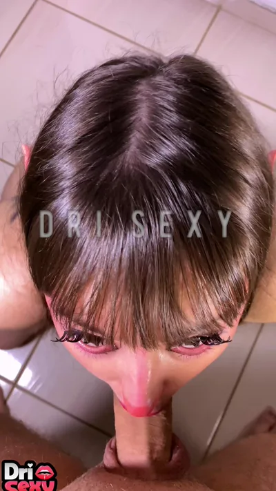 Elf with a mouthful of dri Sexy deepthroats and takes it in the ass like a champ!