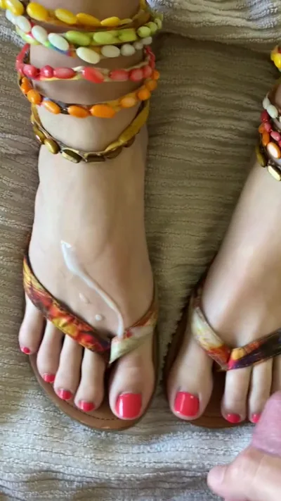 Watch Myposedtoesvip's hot solo session with Brooke Jones in latex and cum covered sandals