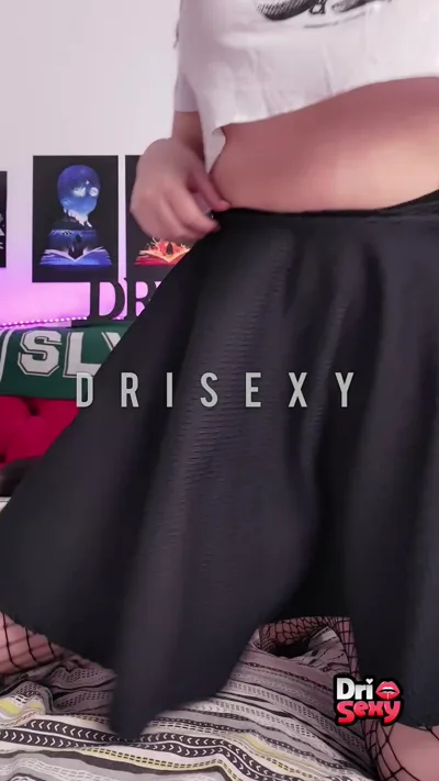 Watch Dri Sexy's skirt ride & tease you with her ass and pussy play