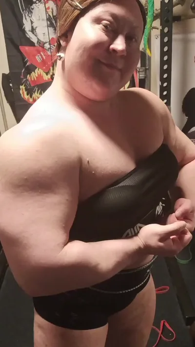 Anna K Powerlifter dominates you with her feet in this hot solo video onlyfans can't resist