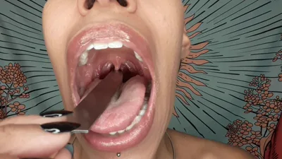 GoldenLace's Uvula Fetish: A Mouth Fetish You Won't Forget!