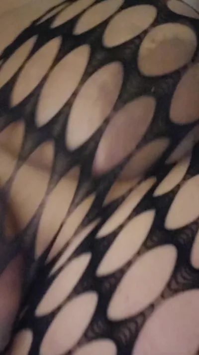 Watch Throatzilla, the only female real Phoenix Az model, get bored in HD video onlyfans can't resist!