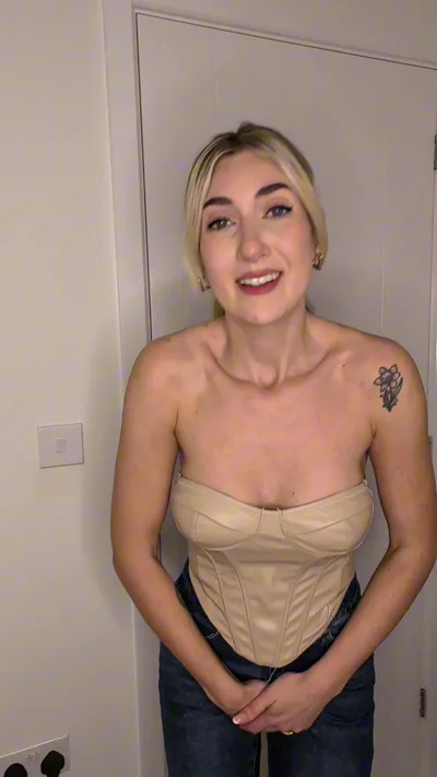 Blonde bombshell MaddieandJackxxx gets kinky with roleplay and pees herself in multiple view angles