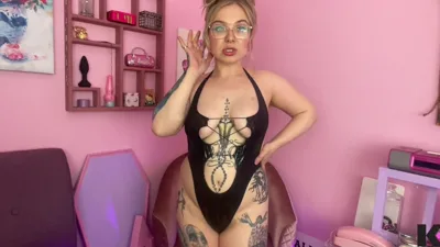 Kaiia Eve Begs For Your Cum: Submissive Begs To Satisfy Her Craving