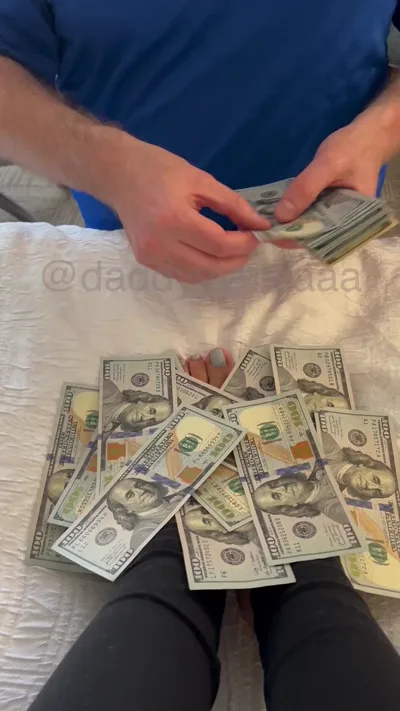 Mila Jay Aka - A Real Amateur Gets Exclusive Foot Fetish on Onlyfans Video