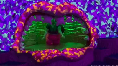 Lisalou Aka Lisaloussbbw's First Time On A Date: Exclusive Amateur Video