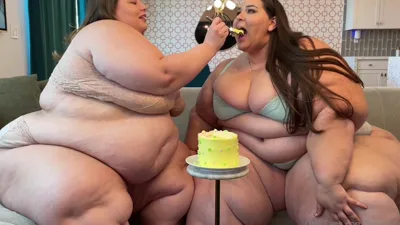 Check out behind the scenes footage of Lisalou Aka Lisaloussbbw in Onlyfans video - Real Amateur Hd Video