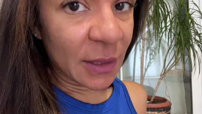 JOI instructions for a busty MILF with a juicy ass - MissFluo