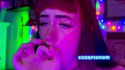 Watch Ruby Sc0Rpionom dominate and clean up after her solo session with onlyfans