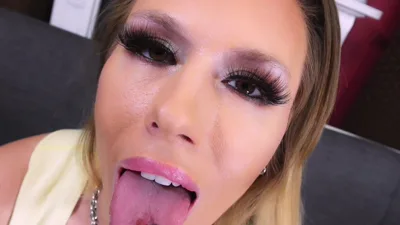 Michellemoist Tongue Me: A Michellemoist Fetish with Piercing and Piercing Fetish