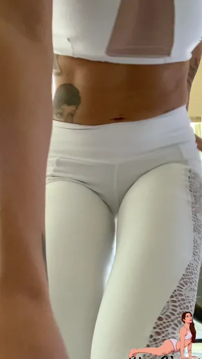 Ciren Verde's solo dance with her hot yoga pants and tits
