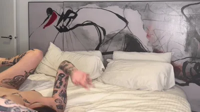 Amyyyoxxo takes a BBC in her tight pussy and gets a creamy surprise