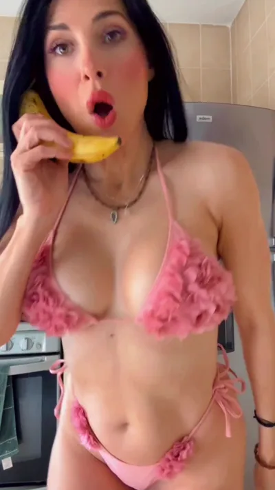Karla Mujeralquimia dominates you with her feet &exclusive Orgasmic BDSM skills on Onlyfans Video