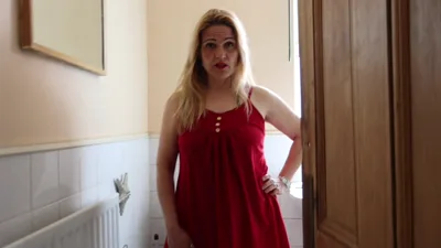 LadyArbella caught on Voyeur Cam by her stepson, LadyArBella's hairy bush & piss fetish