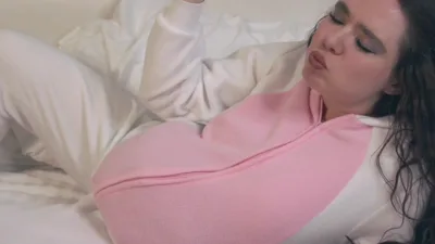 Kylee Nash gets Easter Bunny treatment: Facestuffing, manyvids, and Gainingweight
