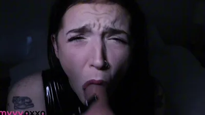 Amyyyoxxo in Cat-suit and heels plays solo in Latex & dildos