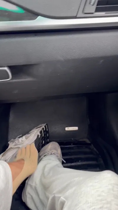 Lina S Feet Aka Linacarina420's Onlyfans Exclusive HD Video: Real Femdom Foot Fetish with Onlyfans Exclusive