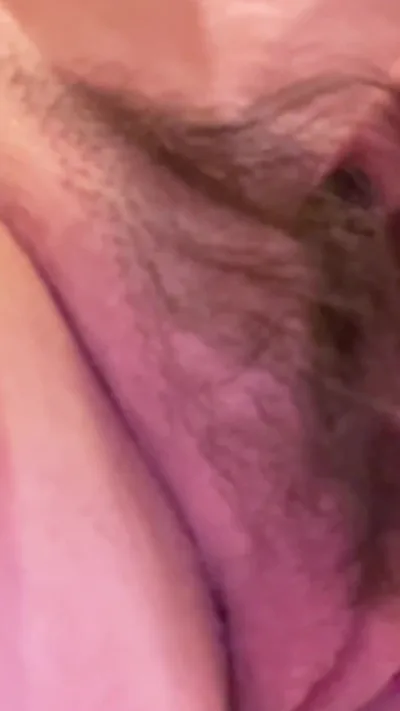 Sophie James gets her first ever big pink bush on camera - Onlyfans video should be on the site!