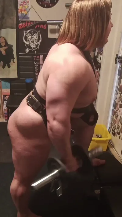 Anna K Powerlifter dominates with her real-life experience in a wild femdom reenactment