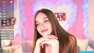 Seltinsweety's steamy public stream show - Sexy amateur with natural tits & shaved pussy