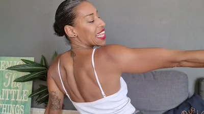 GoldenLace dominates your bice with JOI and muscle worship