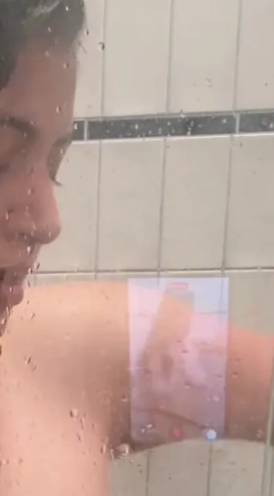 Rmiiix69's sneak peek: Can you see my reflection in this exclusive homemade video?