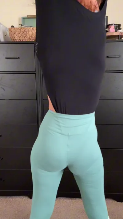 Stepmom with Atomic wedgie goes wild in roleplay with many vids