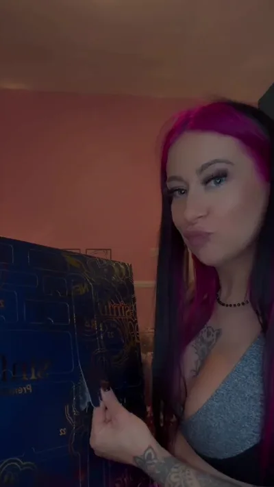 Hayley Quinnxx's 12th birthday is just around the corner, but she's got a special treat for you in the works. Onlyfans
