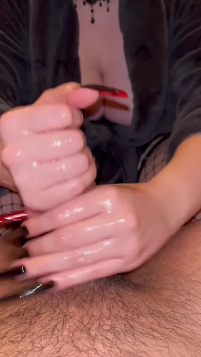 Lexie Nails dominates Aka Snow in Onlyfans Video My Fav Toy To Play With: Aka Snow's Exclusive Solo Play
