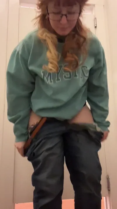Exclusive homemade video of Aka Skylarsharkvip, the hot onlyfans model, getting wild in 2025