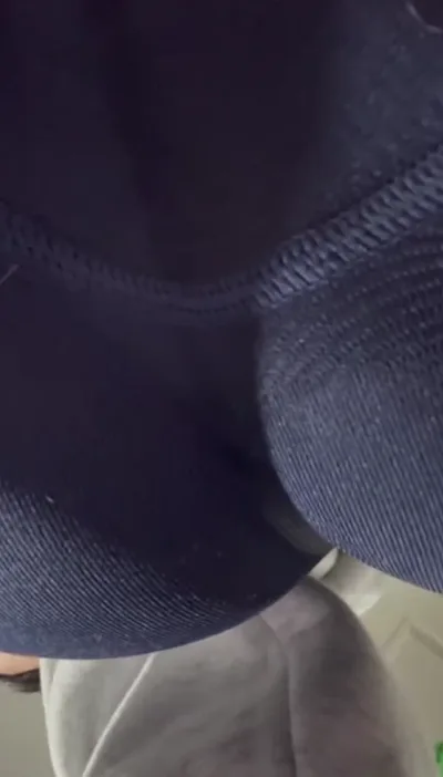 BiggbuttNatasha Aka gets kinky with her foot fetish in Onlyfans video