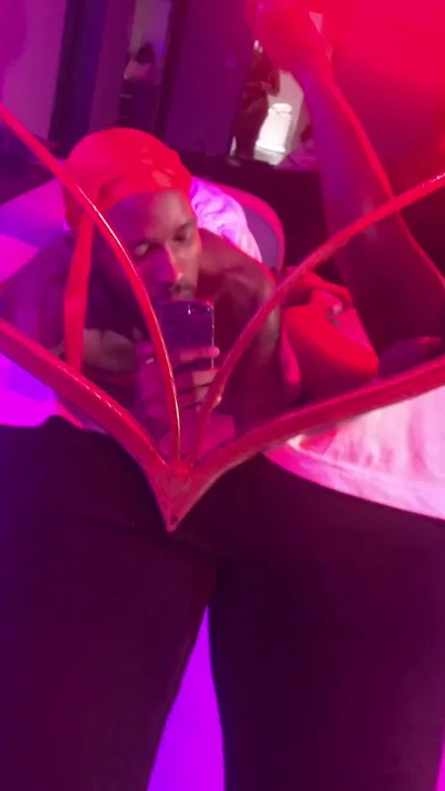 Marlon67's exclusive homemade video - Onlyfans presents Aka Marlon67's behind-the-scenes footage of the trending video