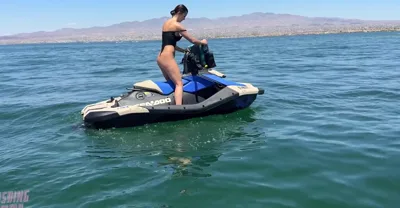 Watch flashingemma's exclusive homemade video: Onlyfans & I always have too much fun on the Jet Skis!