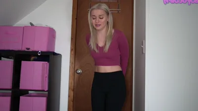 Milajoyce69's Desperate Leggings Fart Away While Her Girlfriend's Away