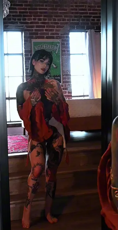 Beezzgarden dominates Aka Beezzgarden in a real fetish video - Onlyfans video Leaked!
