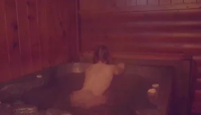 Kaylee69 twerks & gets wild in Slowmotion Me video