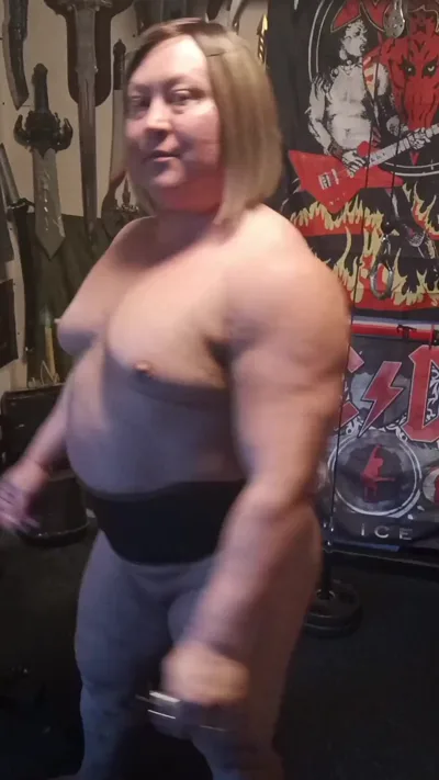 Anna K Powerlifter dominates you naked with her Aka Annakpower and naked Bicep training