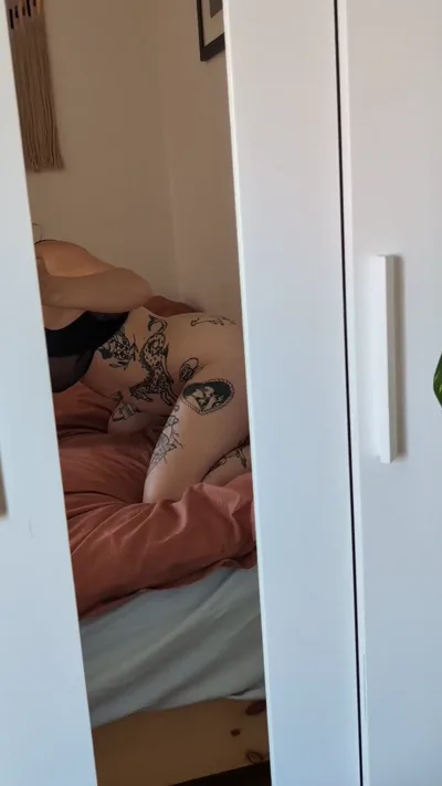 Suzie Luv's exclusive homemade sex tape: Aka Suzie Luv, the only real amateur on the scene!