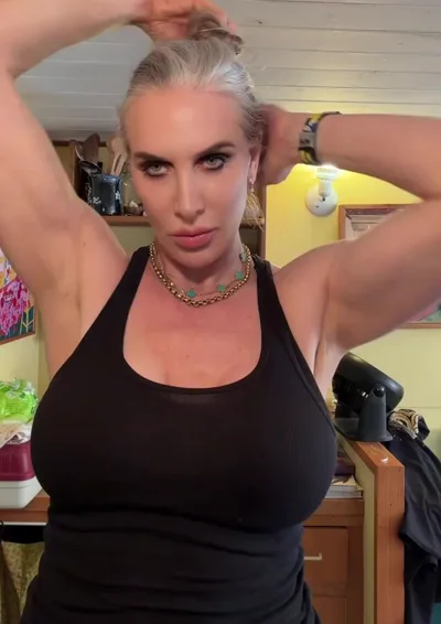 Goddess Severa's Onlyfans Exclusive Armpit & Busty POV Video - Real Hd Femdom & Kinky Feet Action