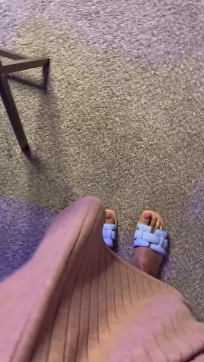 Watch Onlyfans Video Onlyfans Exclusive Hd Video: Watch Me Lick The Shea Butter Off My Feet