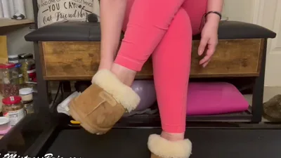 Watch Mistress Brie S dominate & jerk off to my Uggs in HD clip store