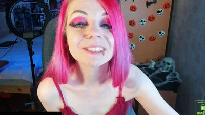 AmilyRose69 gets her throat and mouth dominated in a wild spit fetish video