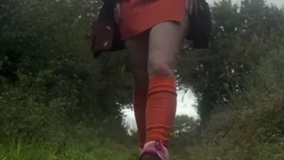Luna Aka Longhairluna's long hair flaunts her domination & femdom skills in public! Onlyfans Exclusive!
