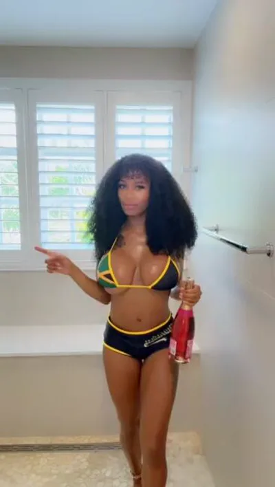 Sarai Minx gets naughty in Jamaica, onlyfans exclusive HD video