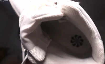 Goddess Miss Jade's socks & toes fetish after gym - Sneakerfetish & Footslave Training